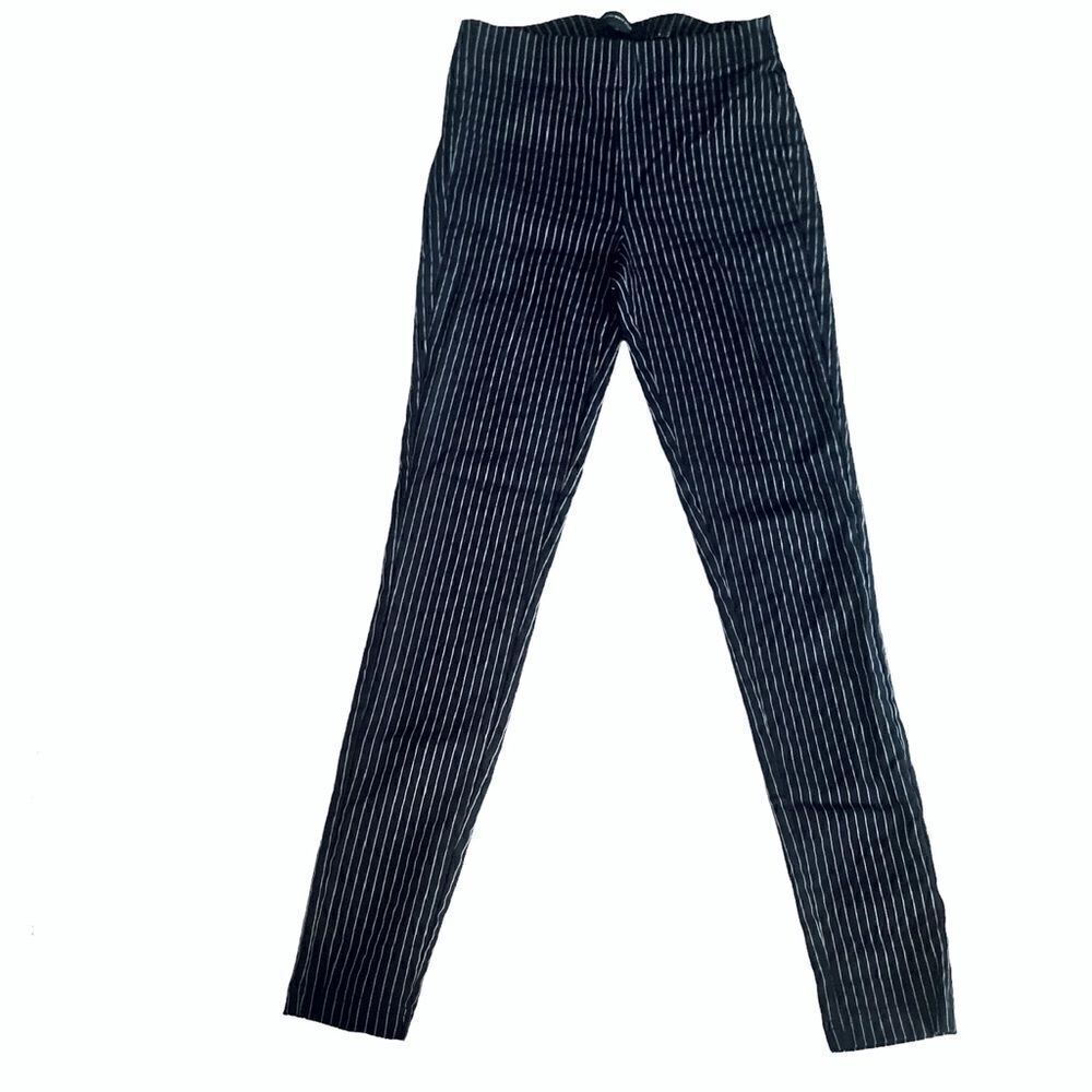 Who What Wear Black & White Pin Stripe Pull On Pants Size 2